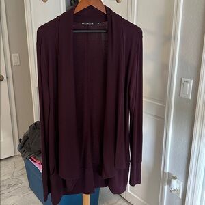 Athleta Cozy Soft Pranayama Wrap Light Cabernet Womens Size Medium‎